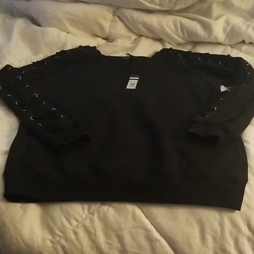 Dressy sweatshirt